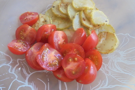 Запеченный картофель в горчичной соусе махеевъ с овощным салатом#махеевъ