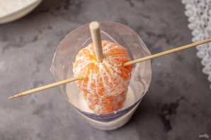 Десерт "Мандарины в снегу" без выпечки